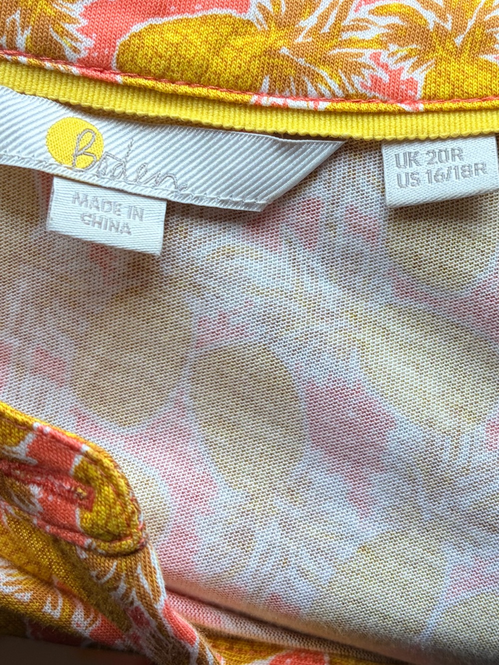 Boden Pineapple Dress - Picture 4 of 5